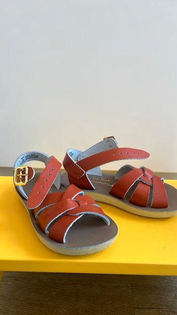 Salt Water Sandals maat 8 is 24 beschikbaar voor biedingen