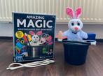 Amazing magic goocheldoos met 200 trucs, Hobby en Vrije tijd, Gezelschapsspellen | Kaartspellen, Ophalen of Verzenden, Zo goed als nieuw