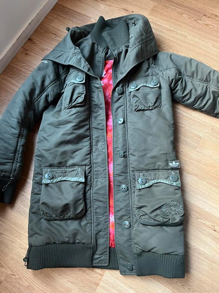 Adidas lange warme winterjas Xs, Kleding | Dames, Jassen | Winter, Gedragen, Maat 34 (XS) of kleiner, Groen, Ophalen of Verzenden