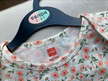 2 nieuwe rompers voor €6,50 (maat 98/104) 👧 beschikbaar voor biedingen