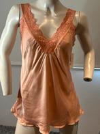 New collection top met kant onesize nieuw, Kleding | Dames, Ophalen of Verzenden, Zo goed als nieuw, Oranje, Zonder mouw