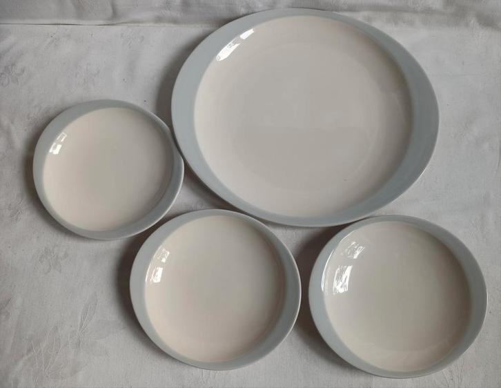 FRIS EDAM Symfonie Gebaksbord met 3 gebaksbordjes, Antiek en Kunst, Antiek | Servies los, Ophalen of Verzenden