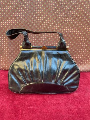 Vintage handtasje, handtas jaren 50, fifties beugel tasje beschikbaar voor biedingen
