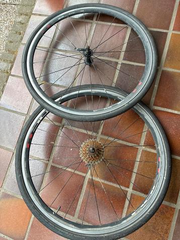 Wielset Racefiets - Gebruikt beschikbaar voor biedingen