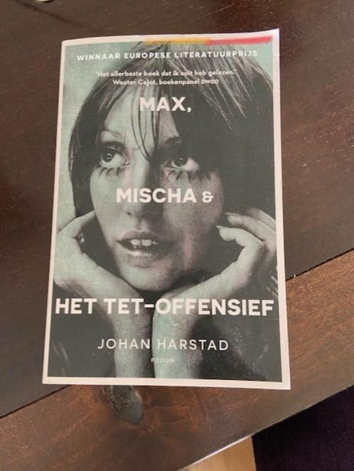 Max, Mischa & het Tet-offensief - Johan Harstad, Boeken, Literatuur, Gelezen, Nederland, Ophalen of Verzenden