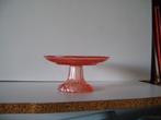 Vintage bonbonschaaltje van bewerkt glas.Roze op voet., Ophalen of Verzenden, Huis en Inrichting