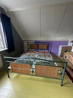 Te koop 2 persoons bed met rotan, Ophalen, Gebruikt, Tweepersoons, 200 cm