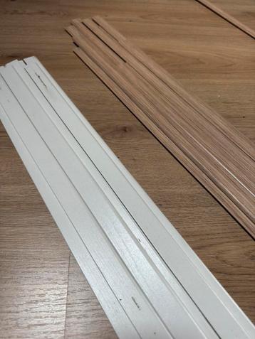 Plak plinten IKEA 200 cm beschikbaar voor biedingen