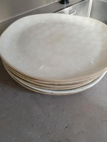 Servies earth. beschikbaar voor biedingen