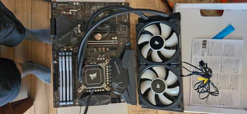 GIGABYTE Z490 GAMING X, Computers en Software, Moederborden, Zo goed als nieuw, DDR4, Ophalen of Verzenden