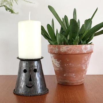 Deens vintage design KANDELAAR gezichtje brutalist metaal beschikbaar voor biedingen