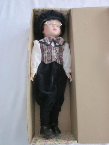 Pop ES Handmade in originele doos. beschikbaar voor biedingen