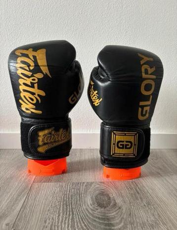 Fairtex x Glory - 10 oz beschikbaar voor biedingen