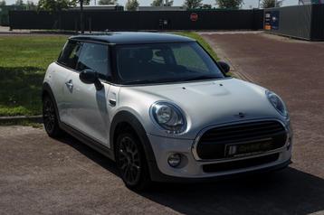 Mini Cooper 1.5 Business Automaat|Navi|JCW Velgen|Zwart Dak| beschikbaar voor biedingen