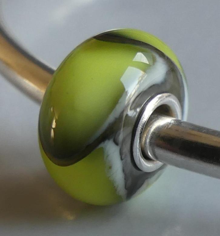 Trollbeads GROEN GORDELDIER, Sieraden, Tassen en Uiterlijk, Bedels, Gebruikt, Trollbeads, Glas of Kristal, 1 bedel, Verzenden