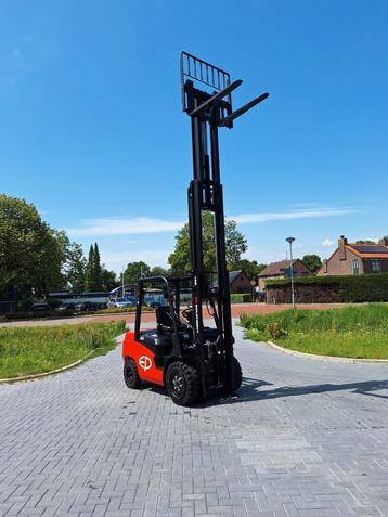 Nieuwe 3 tons heftruck diesel beschikbaar voor biedingen