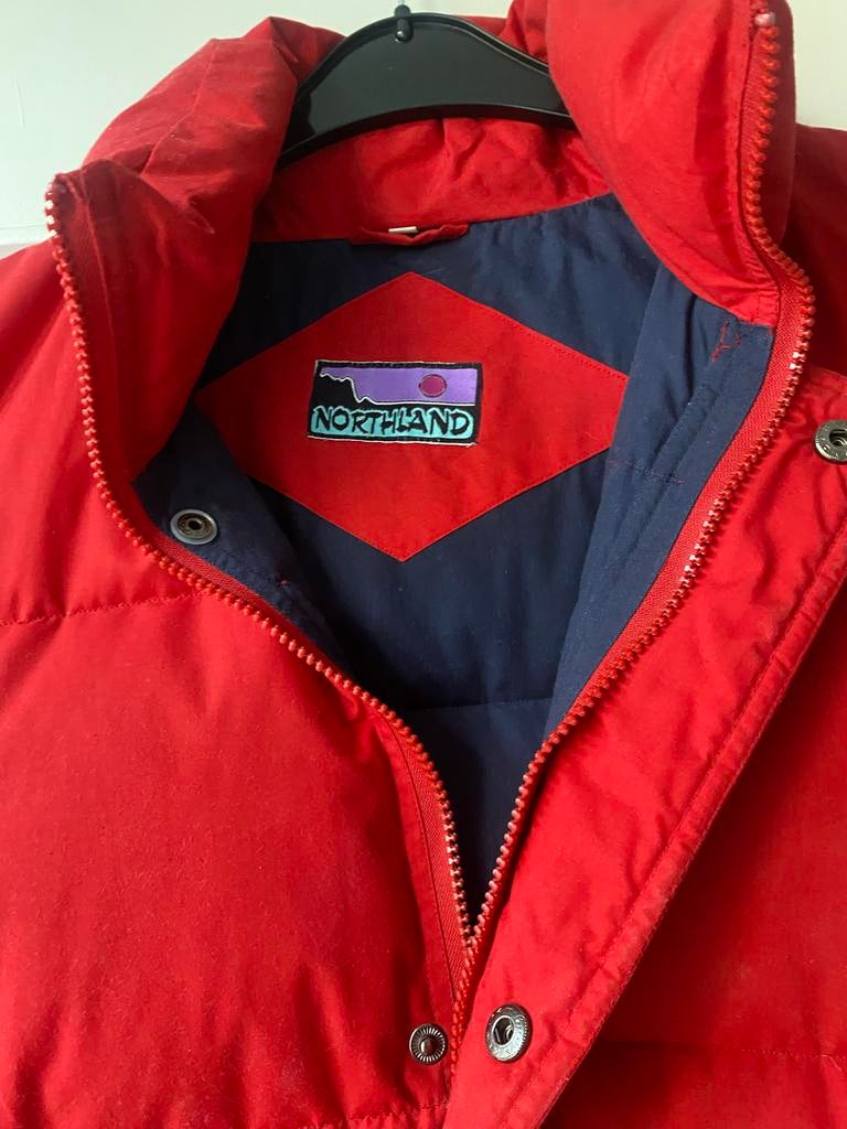 Rode bodywarmer met dons - Maat M/ L - Nieuw, Ophalen of Verzenden, Nieuw, Maat 52/54 (L), Rood