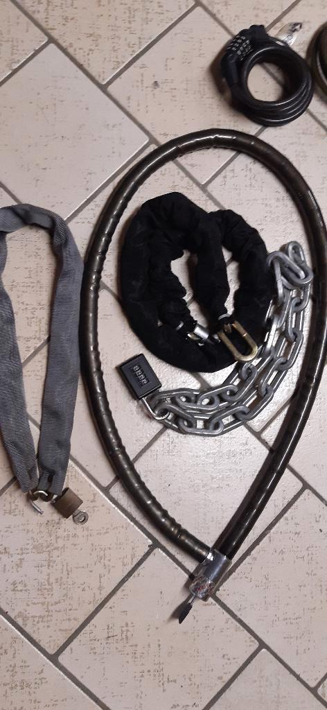 AXA SLE veiligheids insteek kabels/kettingen., Fietsen en Brommers, Fietsaccessoires | Fietssloten, Gebruikt, Overige fietssloten