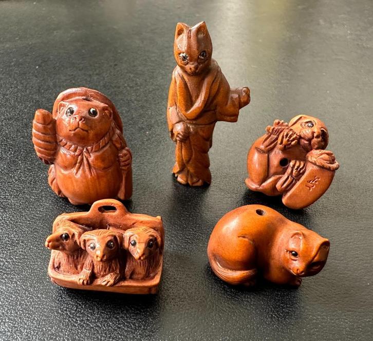 Ojimes in buxushout van katten - honden, Antiek en Kunst, Kunst | Niet-Westerse kunst, Ophalen of Verzenden