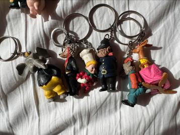 Diverse retro sleutelhangers beschikbaar voor biedingen