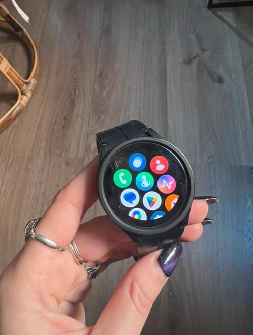 Samsung Galaxy Smart watch 4, Sieraden, Tassen en Uiterlijk, Smartwatches, Zo goed als nieuw, Android, Zwart, Afstand, Calorieverbanding