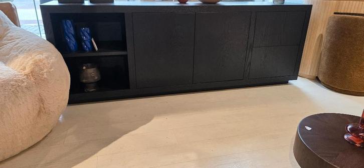 Zwart Dressoir – 200cm Breed Showmodel Korting, Huis en Inrichting, Kasten | Dressoirs, Zo goed als nieuw, 200 cm of meer, 25 tot 50 cm
