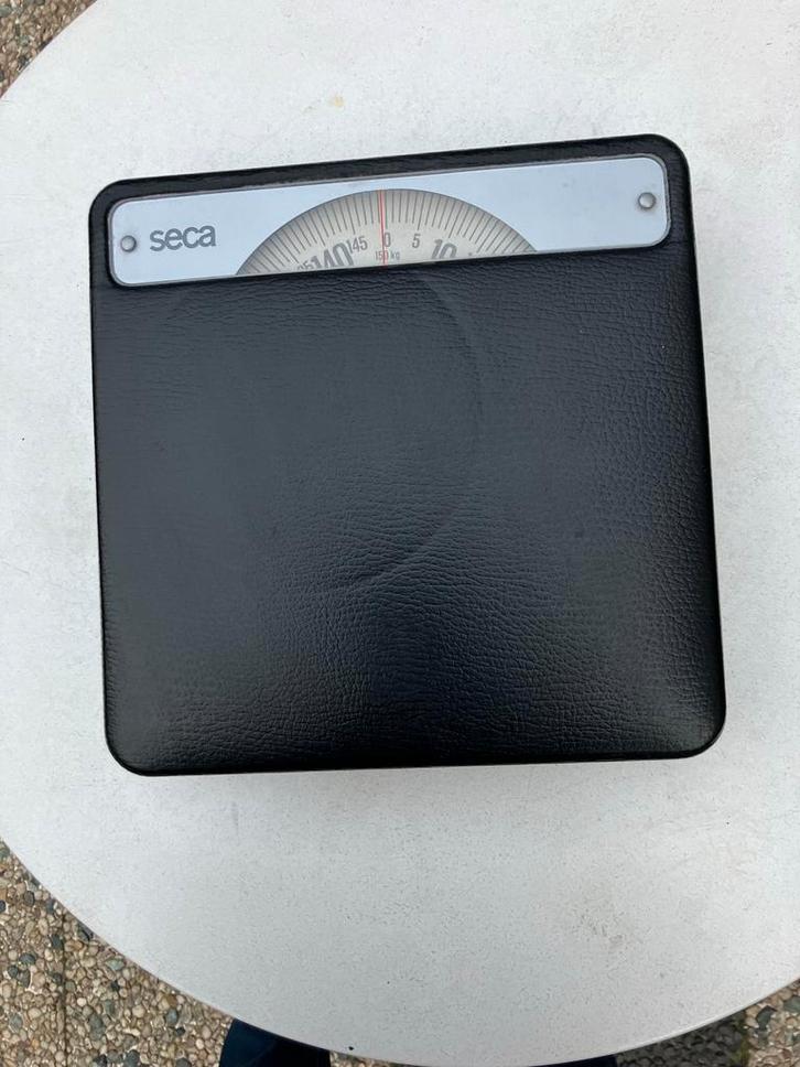 Seca Personenweegschaal - Analoog, Witgoed en Apparatuur, Weegschalen, Gebruikt, Analoog, Personenweegschaal, 1 tot 500 gram, 100 kg of meer
