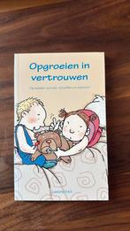 J. Mol - Opgroeien in vertrouwen, J. Mol, Zwangerschap en Bevalling, Ophalen of Verzenden, Zo goed als nieuw