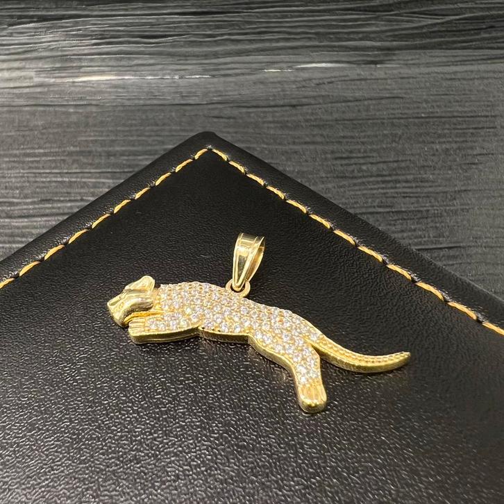 14k gouden hanger panter model, Sieraden, Tassen en Uiterlijk, Kettinghangers, Zo goed als nieuw, Goud, Kruis of Symbool, Ophalen of Verzenden