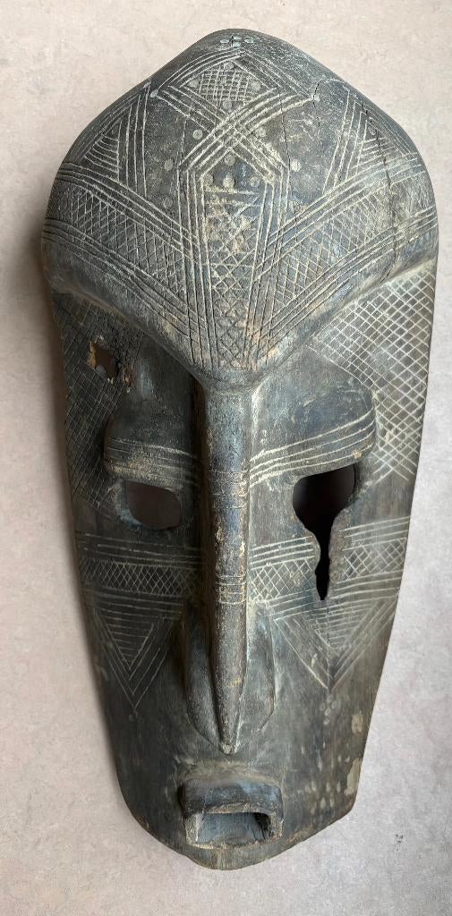 Groot, oud Afrikaans masker (Lega volk, Congo), Antiek en Kunst, Ophalen of Verzenden