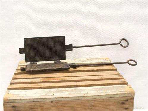 Antieke wafelijzer 11539, Antiek en Kunst, Antiek | Keukenbenodigdheden, Ophalen of Verzenden