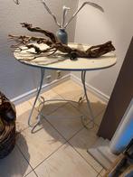 Antieklook bijzettafel - wit gietijzer, Huis en Inrichting, Tafels | Sidetables, Ophalen, Gebruikt, Rond, Minder dan 50 cm