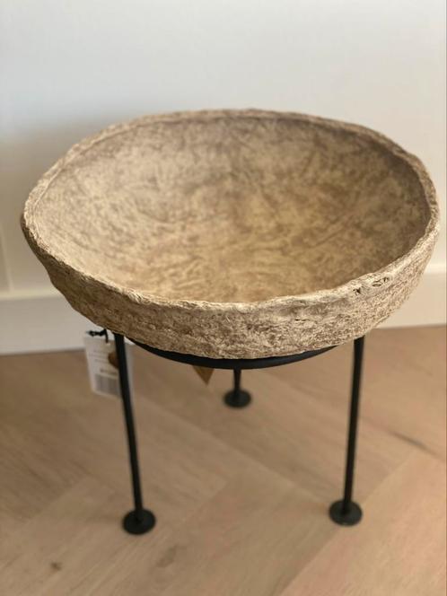 Schaal Op Voet Chad Papier Mache Bruin, Huis en Inrichting, Woonaccessoires | Overige, Nieuw, Ophalen of Verzenden