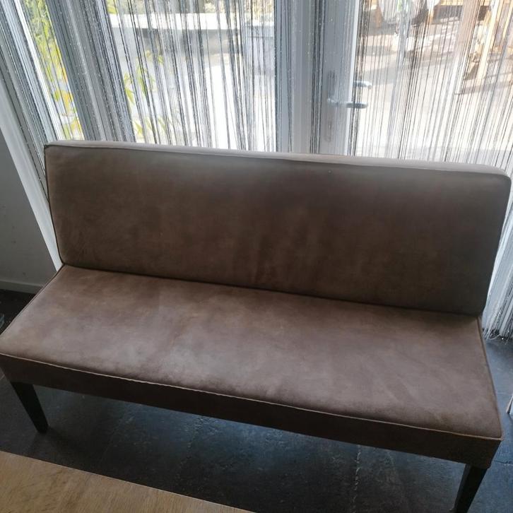 Eetkamer bank. Bruin. 150 CM lang, Huis en Inrichting, Banken | Complete zithoeken, Zo goed als nieuw, Ophalen