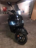 Vespa Gts 250 300 a2, Scooter, Particulier, 1 cilinder