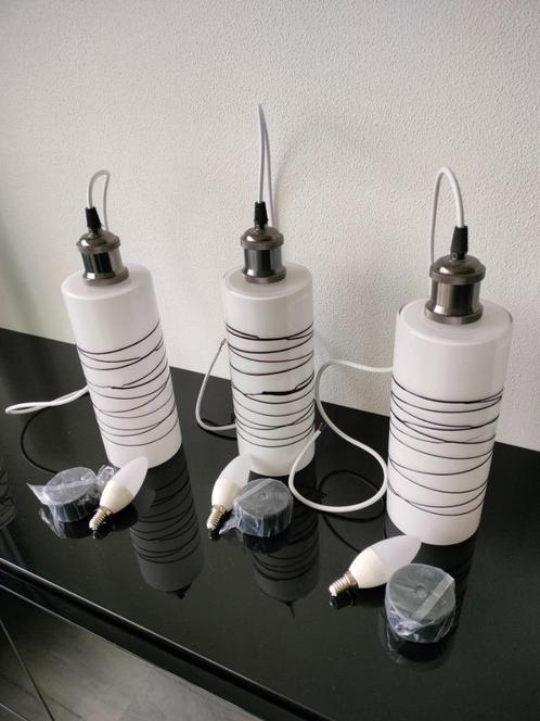 3 Stuks Hanglamp Wit Zwart Glasdraden Vintage 1980, Huis en Inrichting, Lampen | Hanglampen, Ophalen of Verzenden