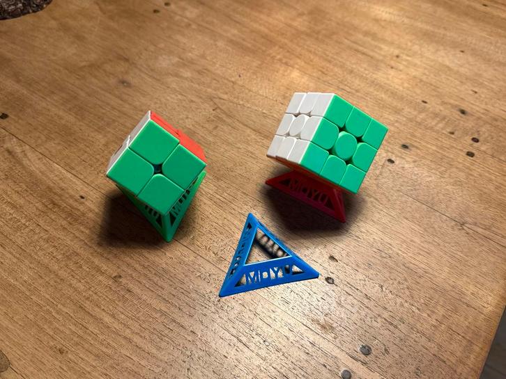 Moyu Rubiks Kubussen Set - 2x2, 3x3 & Standaard, Kinderen en Baby's, Speelgoed | Overig, Gebruikt, Jongen of Meisje, Ophalen of Verzenden