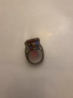 Rode Ring met Edelsteen - Maat 18-19, Sieraden, Tassen en Uiterlijk, Ringen, Gebruikt, Ophalen of Verzenden, Dame of Heer, Met edelsteen