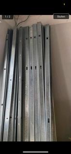 Metalstud koopje, Doe-het-zelf en Verbouw, IJzerwaren en Bevestigingsmiddelen, Ophalen, Zo goed als nieuw