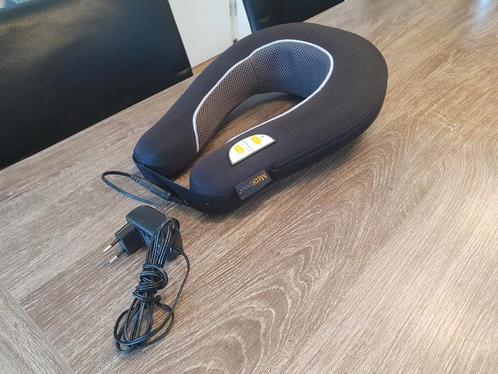 Medisana nekmassage met infraroodwarmer en trillfunctie, Sport en Fitness, Massageproducten, Gebruikt, Apparaat, Ophalen of Verzenden