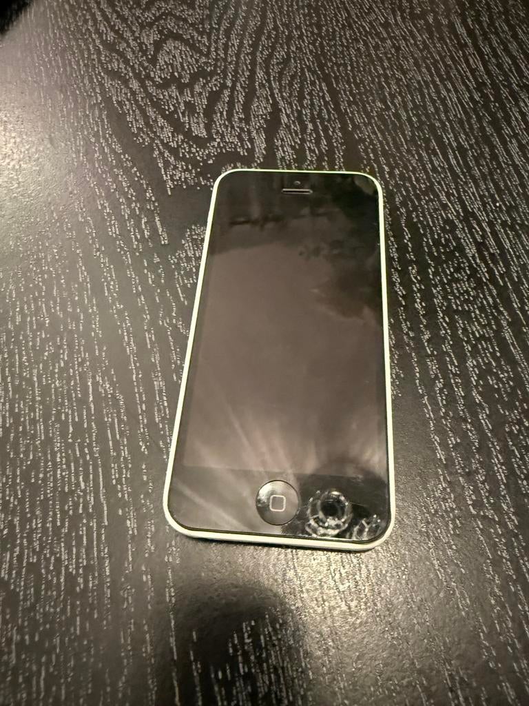 Iphone 5c wit (gebruikersporen aanwezig), Telecommunicatie, Mobiele telefoons | Apple iPhone, Ophalen of Verzenden, Zo goed als nieuw