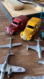 Oud Dinky Toys speelgoed,vliegtuigjes,karretjes en autootjes, Antiek en Kunst, Ophalen of Verzenden
