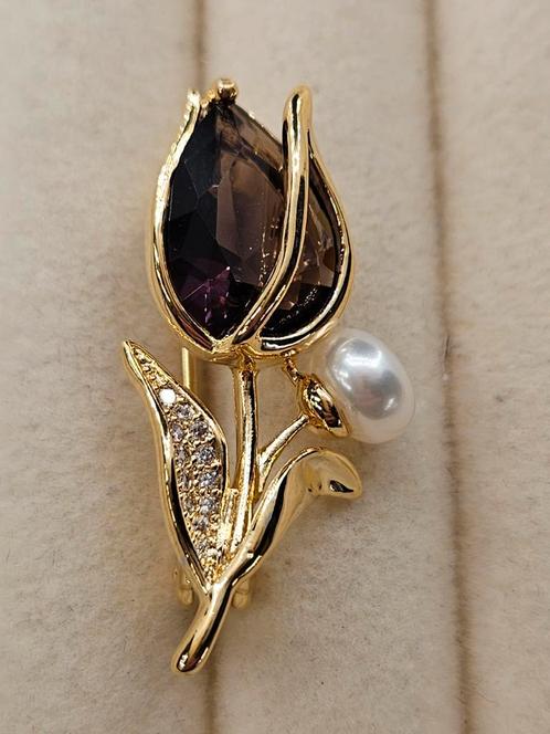 Antiek stijl hoge kwaliteit broche met echte zoetwaterparel, Sieraden, Tassen en Uiterlijk, Broches, Nieuw, Overige materialen
