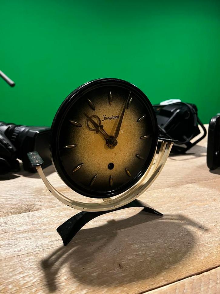 Junghans mid-century tafelklok, Antiek en Kunst, Antiek | Klokken, Ophalen