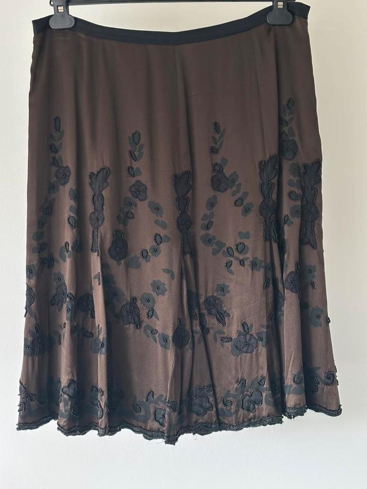 Feestelijke zijden rok van Essentiel Antwerp maat  42, Kleding | Dames, Rokken, Zo goed als nieuw, Maat 42/44 (L), Bruin, Knielengte