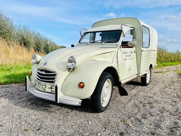 Aks 400 Ivoire Borely 01-1974 27.216 km, Auto's, Oldtimers, Bedrijf, Te koop, Citroën, Benzine, Handgeschakeld, Beige, Voorwielaandrijving