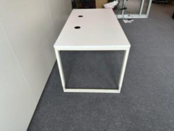 Bureau met knop en kabelgoot 160x80xH62-84 cm, 18 stuks - afbeelding 4