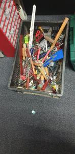 Tekoop  gereedschap, Ophalen