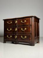 Franse Commode 18e eeuw antiek