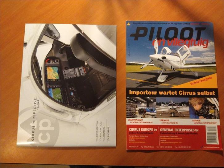 Cirrus (luchtvaart, 2 folders), Boeken, Tijdschriften en Kranten, Zo goed als nieuw, Muziek, Film of Tv, Ophalen of Verzenden